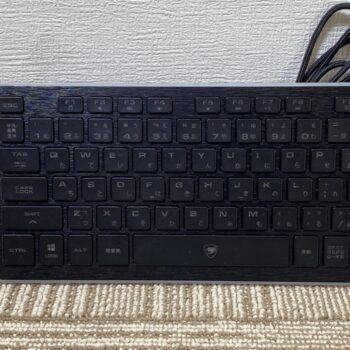 【中古】COUGAR ゲーミングキーボード VANTAR オーロラバックライトモード CGR-WXNMB-VAN 【国内正規品】 - 画像 (2)