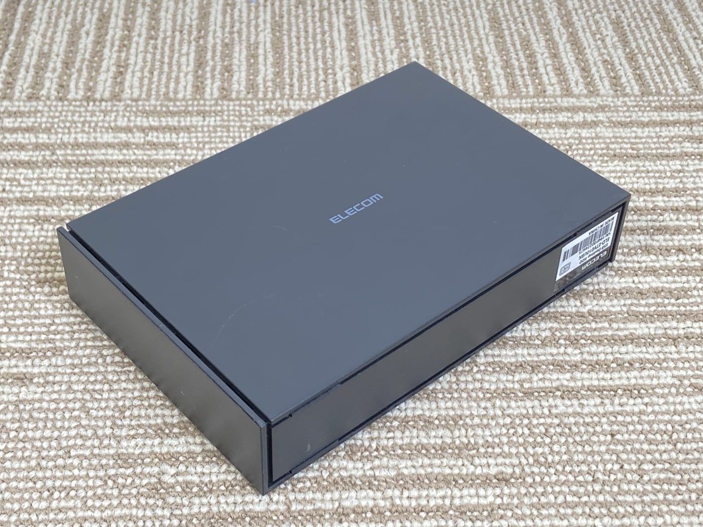 【中古】エレコム(ELECOM) USB3.1/USB3.0対応 ポータブルハードディスク 1TB(ブラック)ELP-ETVシリーズ ELP-ETV010UBK - 画像 (2)