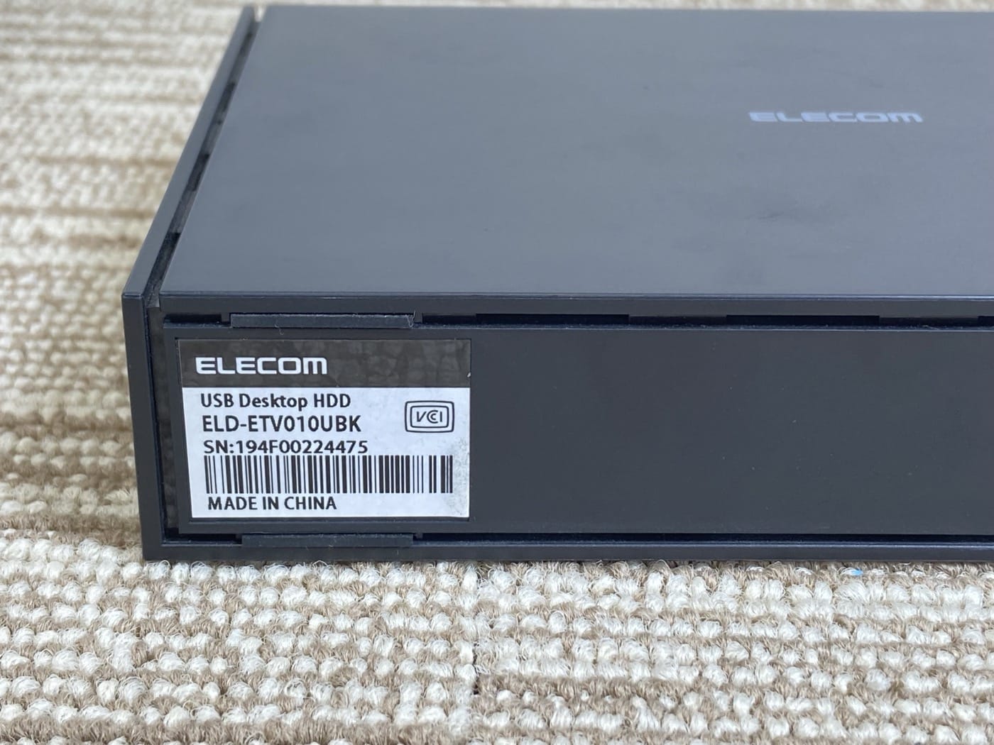 【中古】エレコム(ELECOM) USB3.1/USB3.0対応 ポータブルハードディスク 1TB(ブラック)ELP-ETVシリーズ ELP-ETV010UBK - 画像 (4)