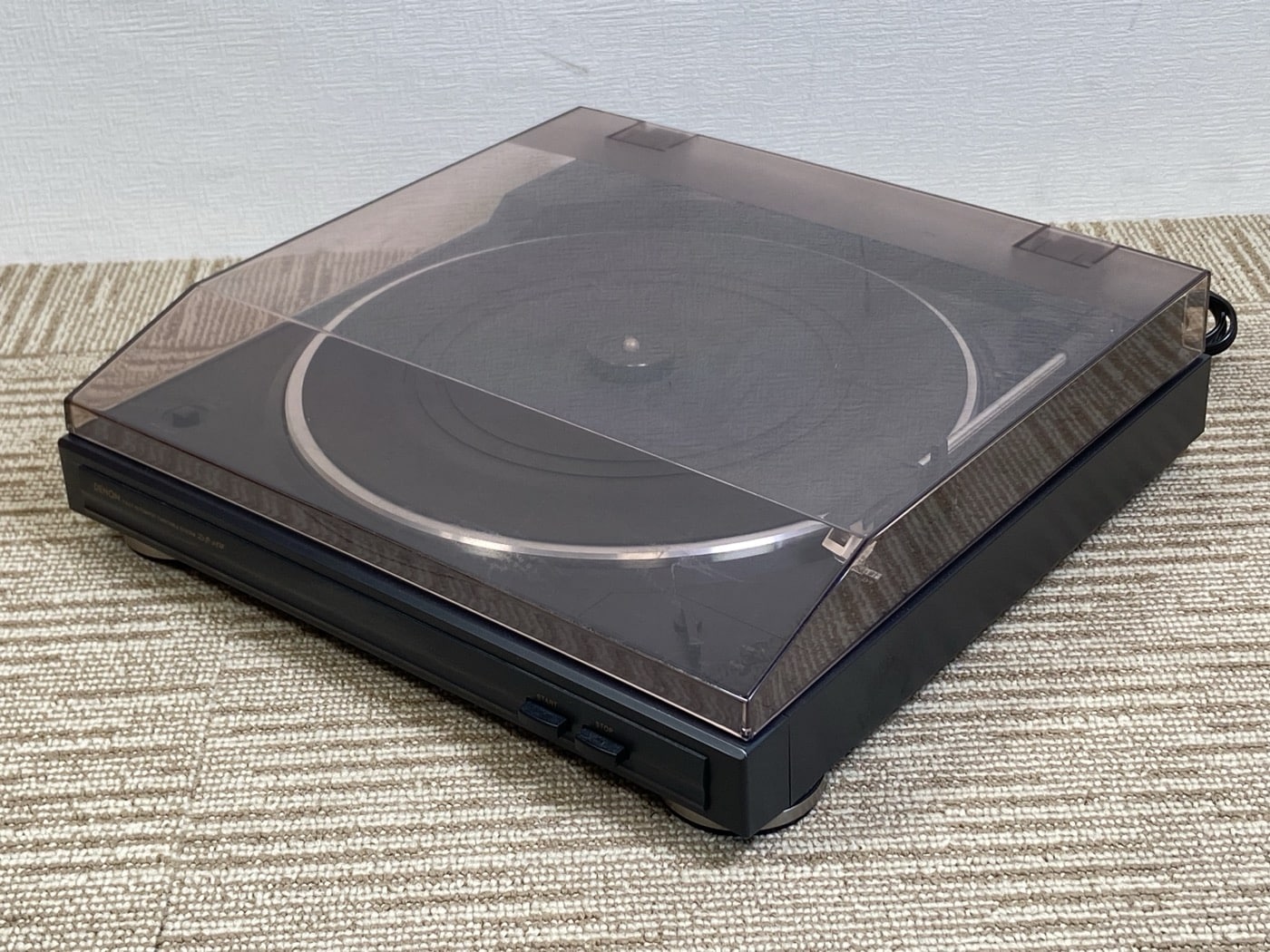 【中古】デノン Denon DP-29F アナログレコードプレーヤー フォノイコライザー付 フルオート カートリッジ付属 シルバー DP-29FS