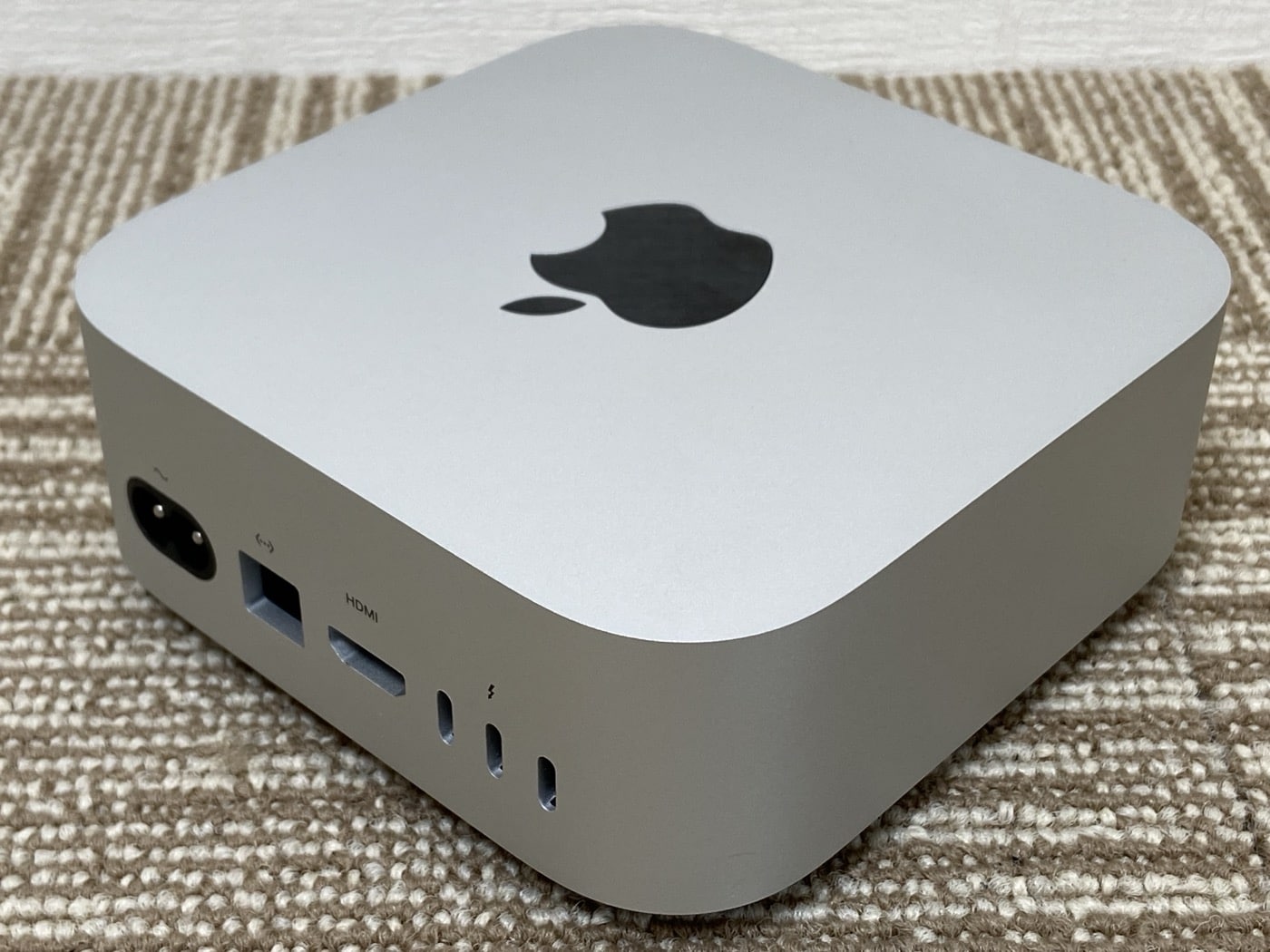 【中古・美品】APPLE Mac Mini M4 - 画像 (3)