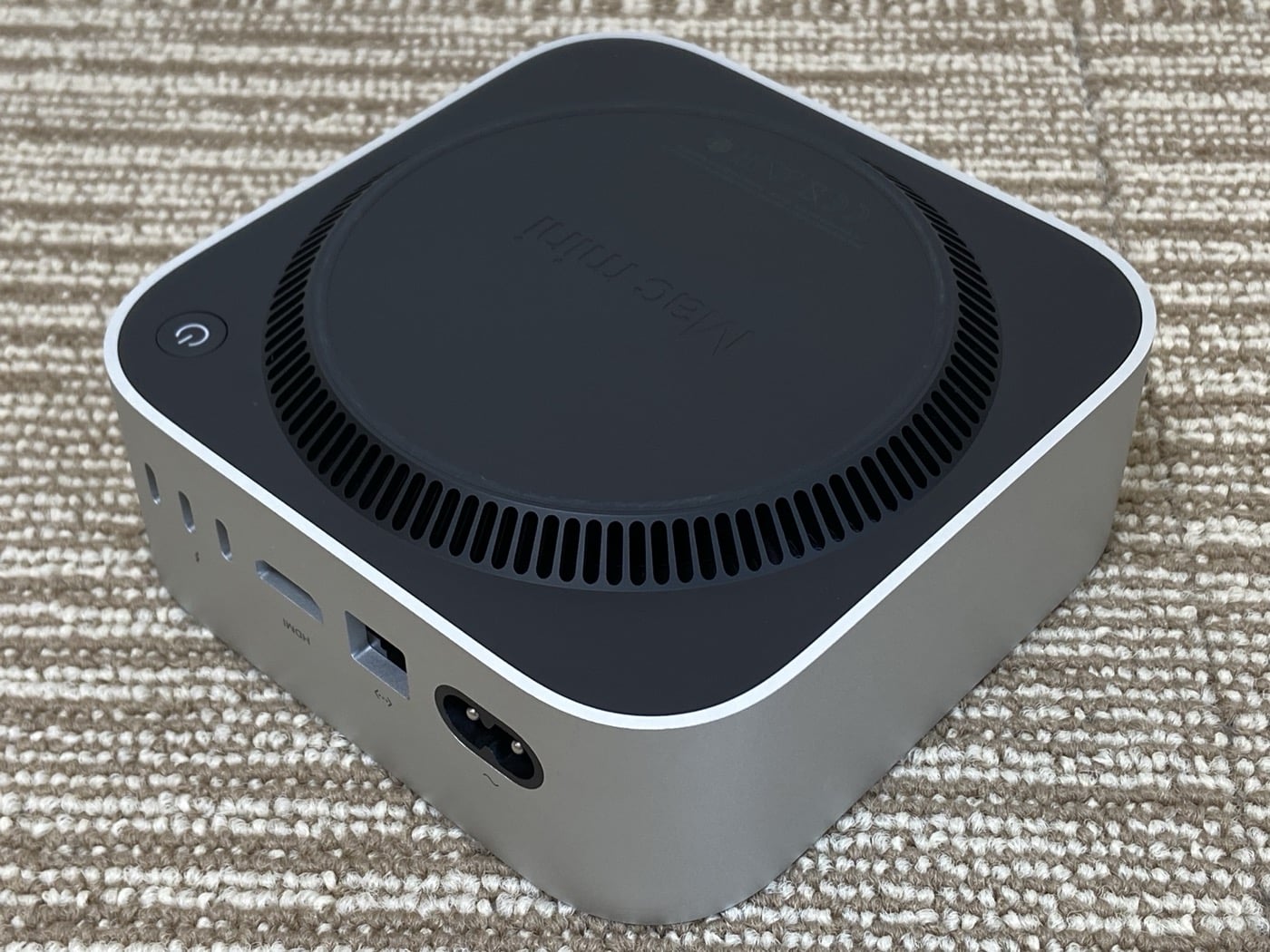 【中古・美品】APPLE Mac Mini M4 - 画像 (4)