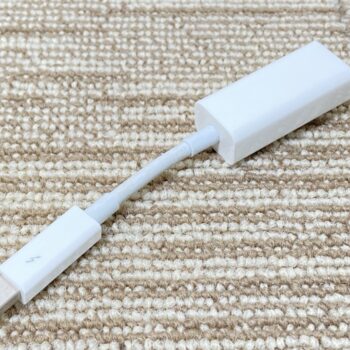 Alternative view of 【中古】Apple A1463 Thunderbolt - FireWireアダプタ その他ケーブルセット