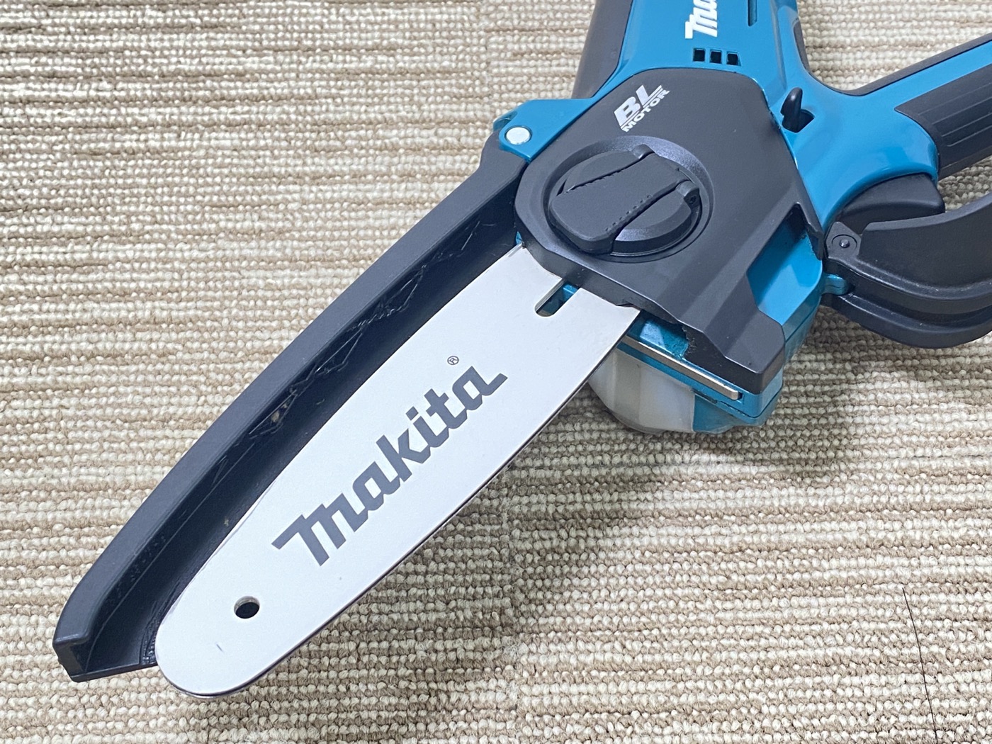 【中古】MAKITA MUC150DZ 充電式ハンドソー - 画像 (3)