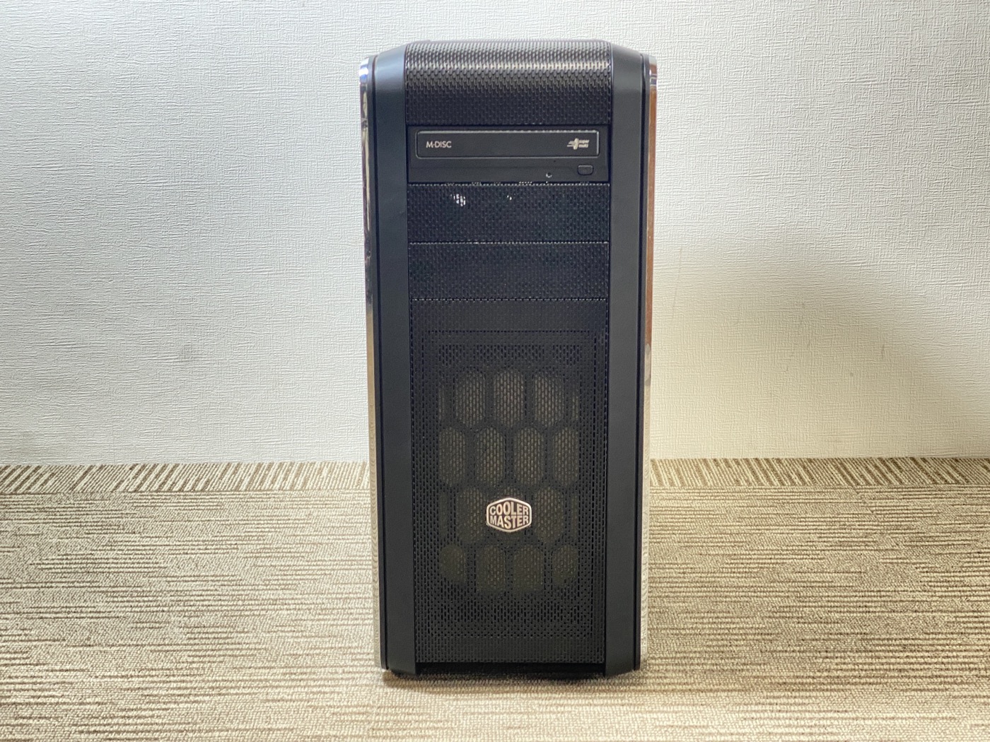 【中古】BTO ゲーミングデスクトップPC i7-8700k/GTX1080 - 画像 (2)
