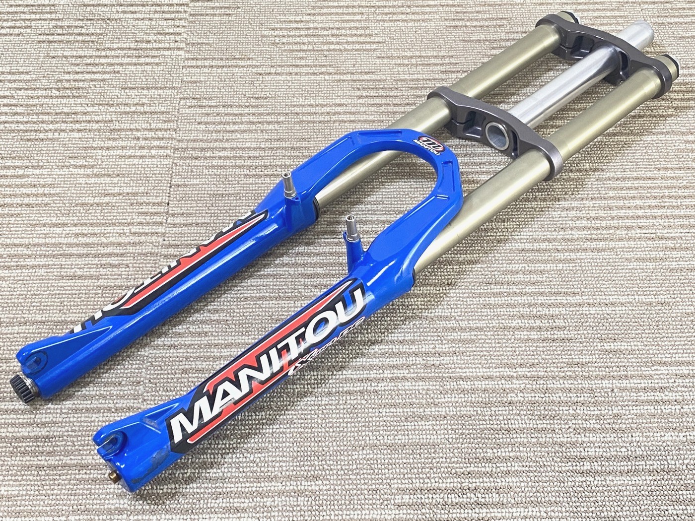 【中古】MANITOU X-VERT DC フォーク