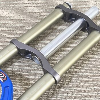【中古】MANITOU X-VERT DC フォーク - 画像 (4)
