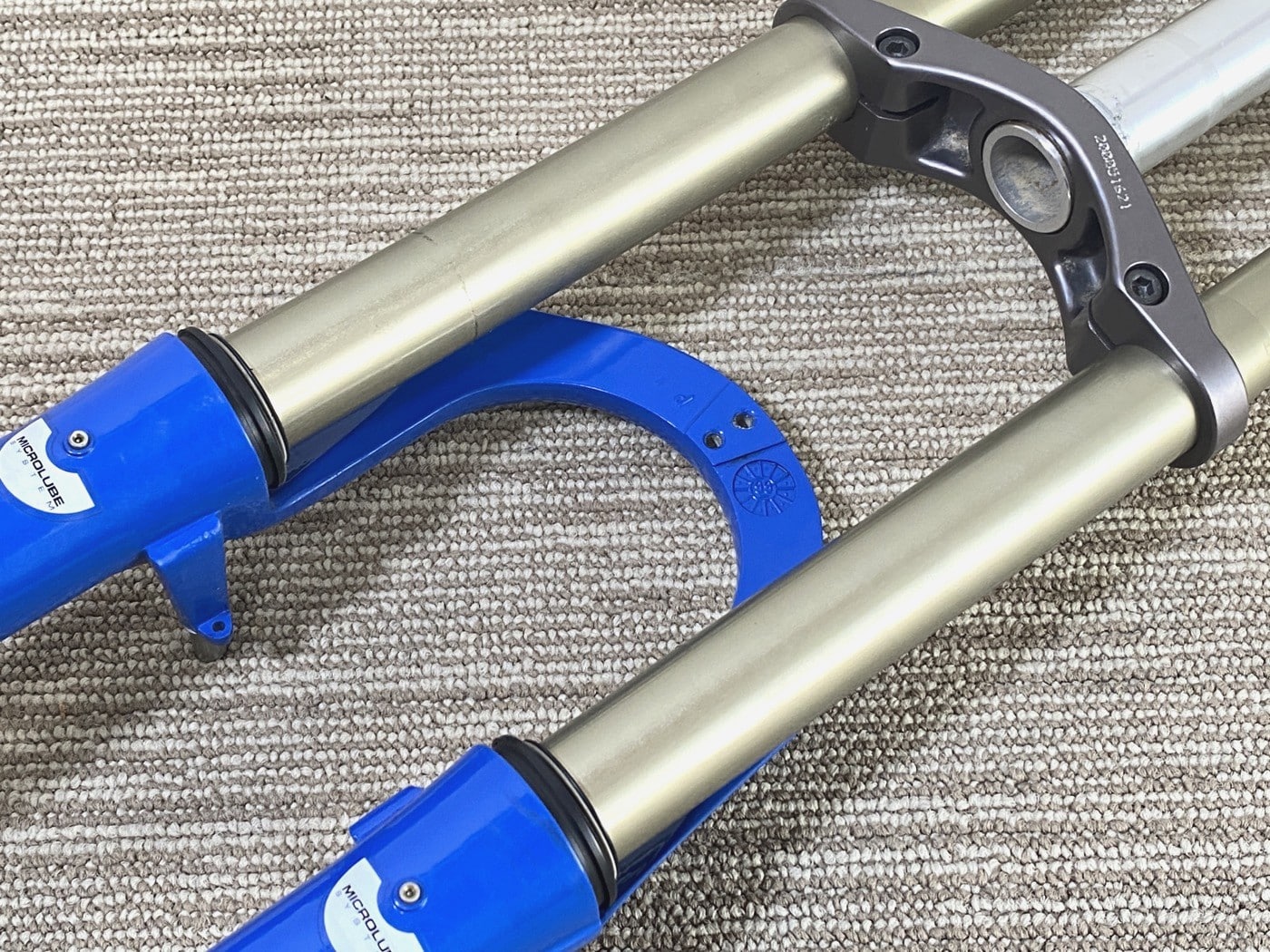 【中古】MANITOU X-VERT DC フォーク - 画像 (6)