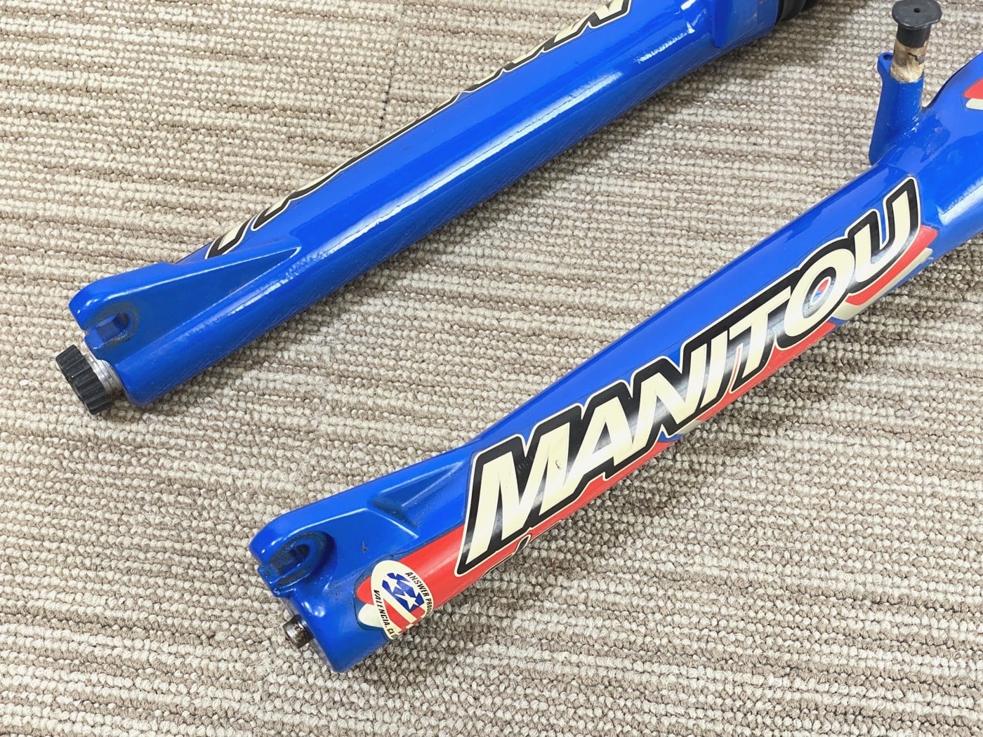 【中古・現状渡し】MANITOU SIX フォーク - 画像 (3)