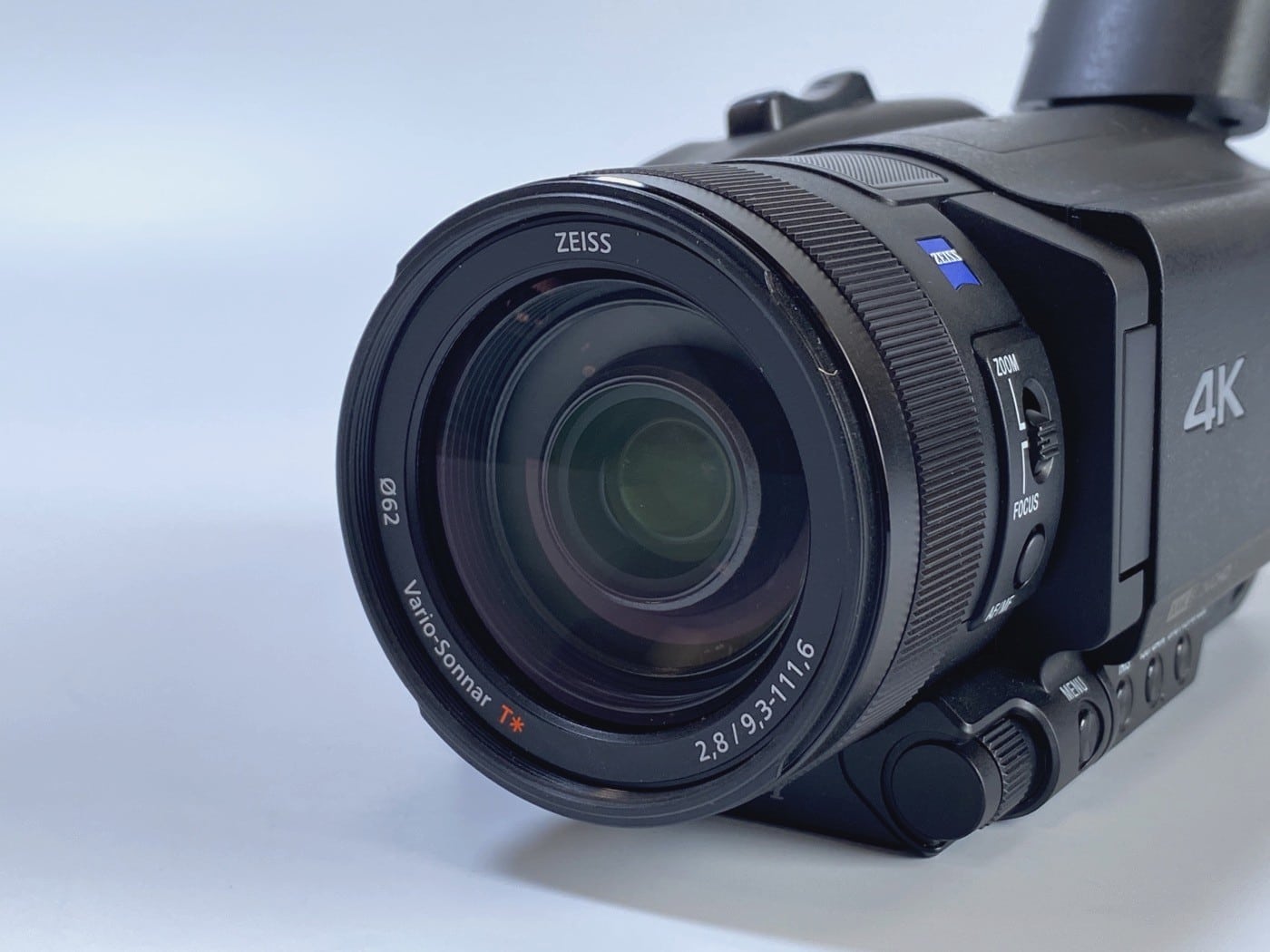 【中古】SONY FDR-AX700 ビデオカメラ - 画像 (2)