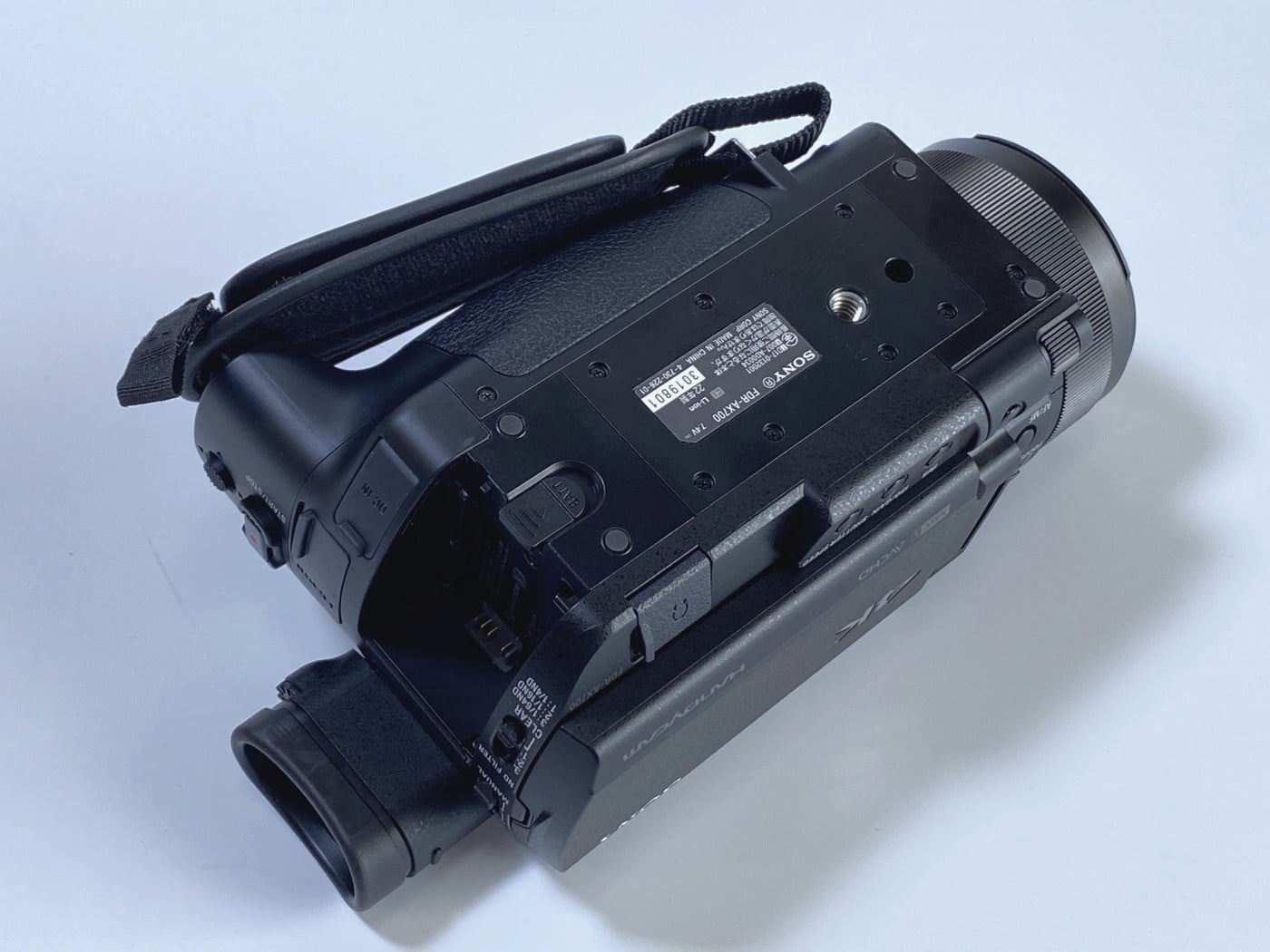 【中古】SONY FDR-AX700 ビデオカメラ - 画像 (6)