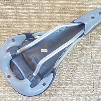 【中古・現状渡し】サドル5点まとめて - 画像 (3)