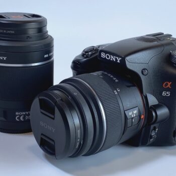 【中古・難あり】SONY SLT-A65V 一眼レフカメラ ダブルズームキット