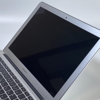 【中古・現状渡し】APPLE MacBook Air A1466 - 画像 (3)