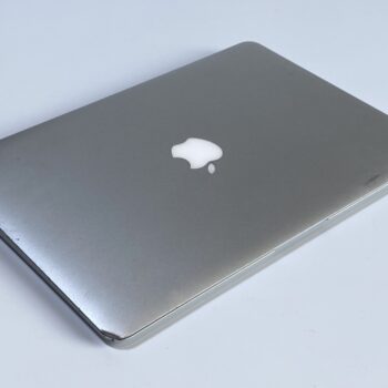 【中古・現状渡し】APPLE MacBook Air A1466 - 画像 (4)
