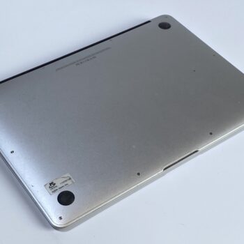 【中古・現状渡し】APPLE MacBook Air A1466 - 画像 (5)