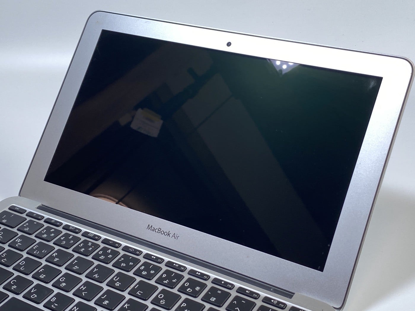 【中古・現状渡し】APPLE MacBook Air A1465 - 画像 (3)