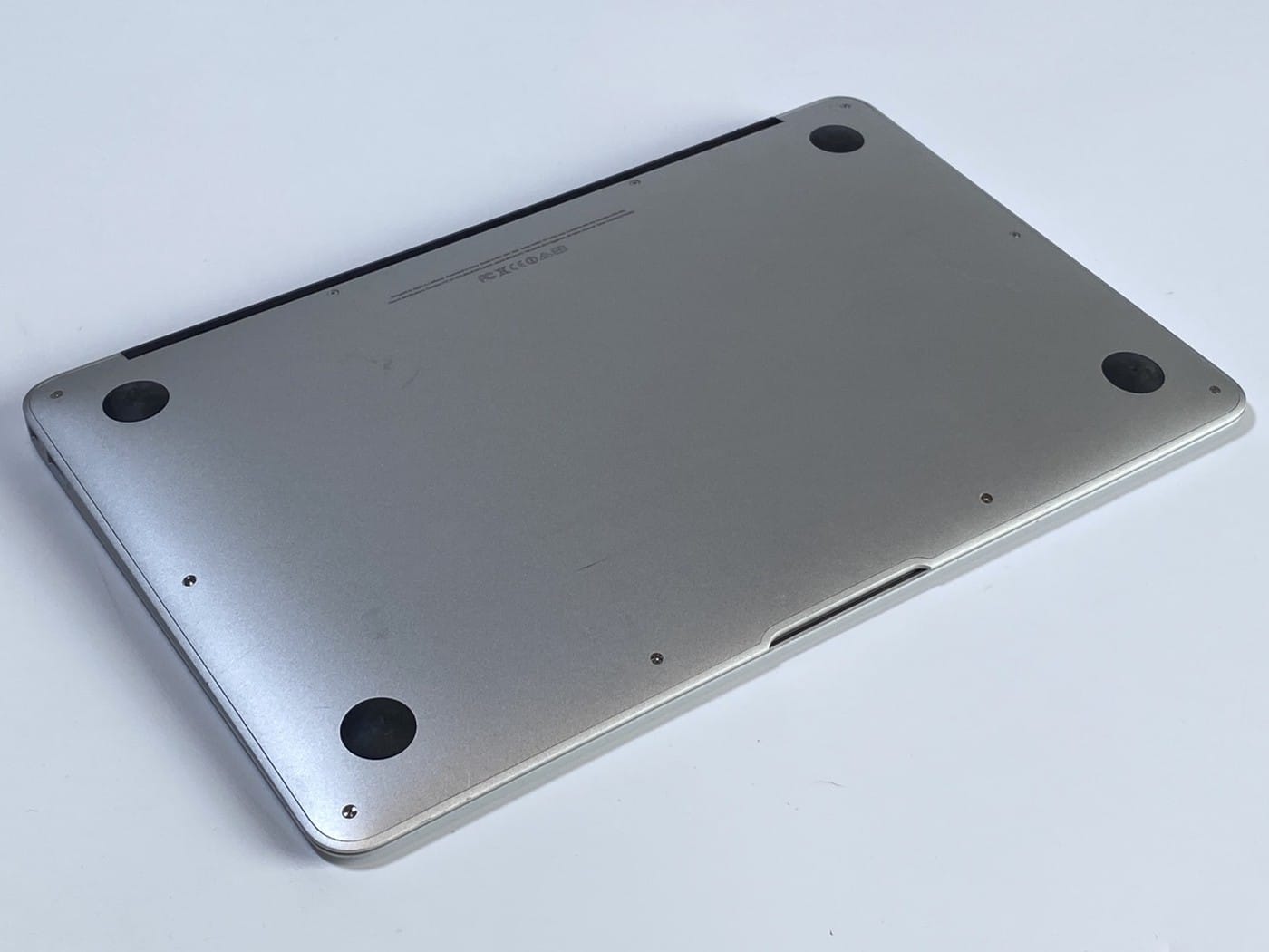 【中古・現状渡し】APPLE MacBook Air A1465 - 画像 (5)