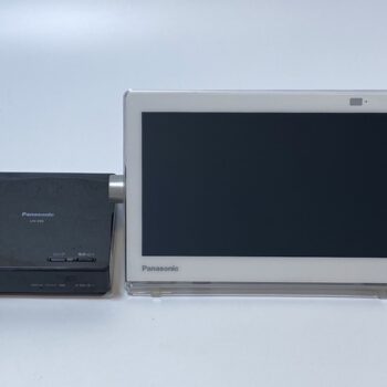 【中古】Panasonic UN-10CN9D ポータブルテレビ