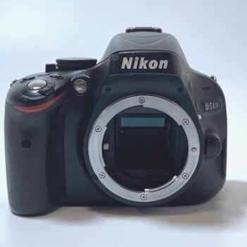 【中古・ジャンク】NIKON D5100 一眼レフカメラ - 画像 (2)
