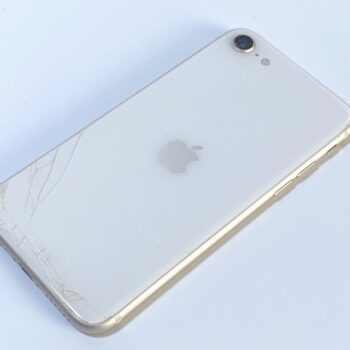 Alternative view of 【中古・ジャンク】APPLE iPhone SE MMYD3J/A スマートフォン