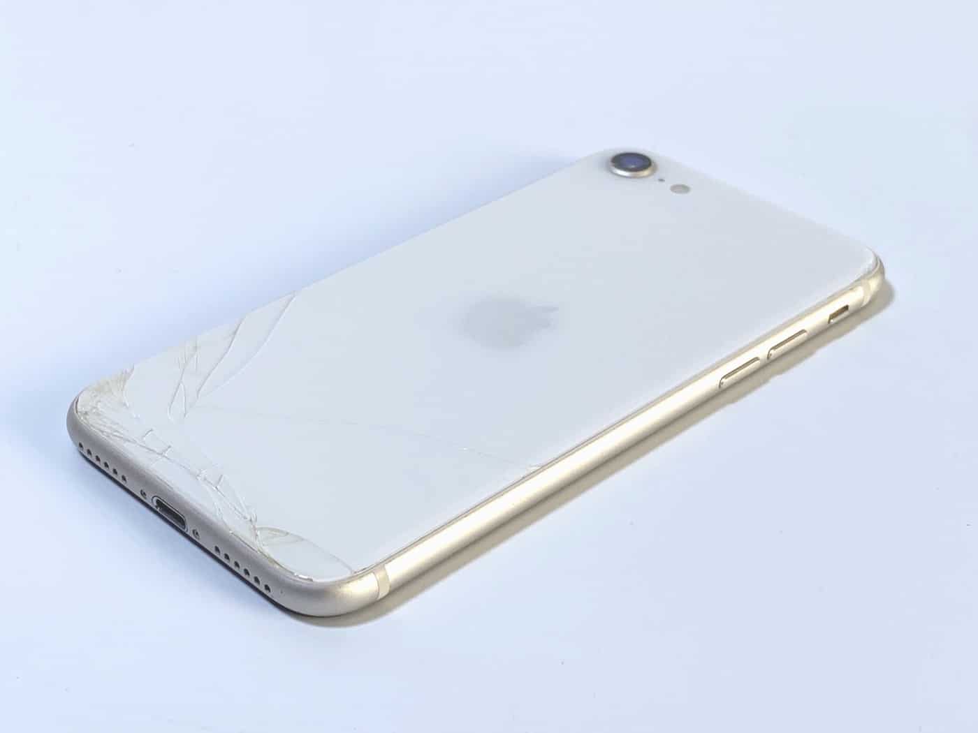 【中古・ジャンク】APPLE iPhone SE MMYD3J/A スマートフォン - 画像 (3)