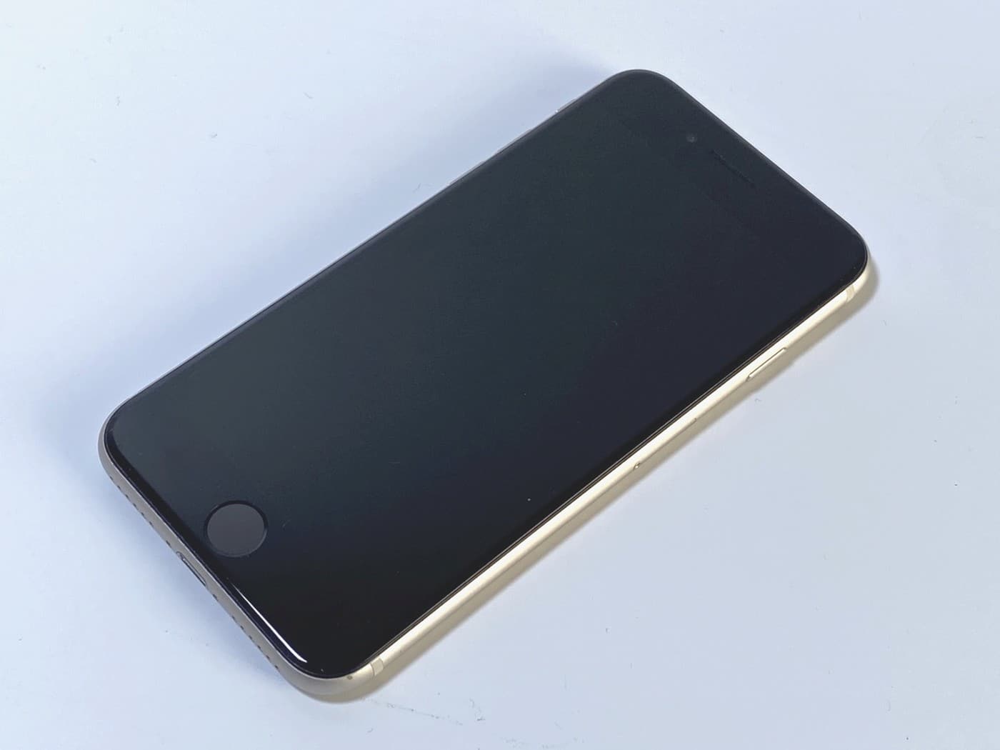【中古・ジャンク】APPLE iPhone SE MMYD3J/A スマートフォン - 画像 (5)