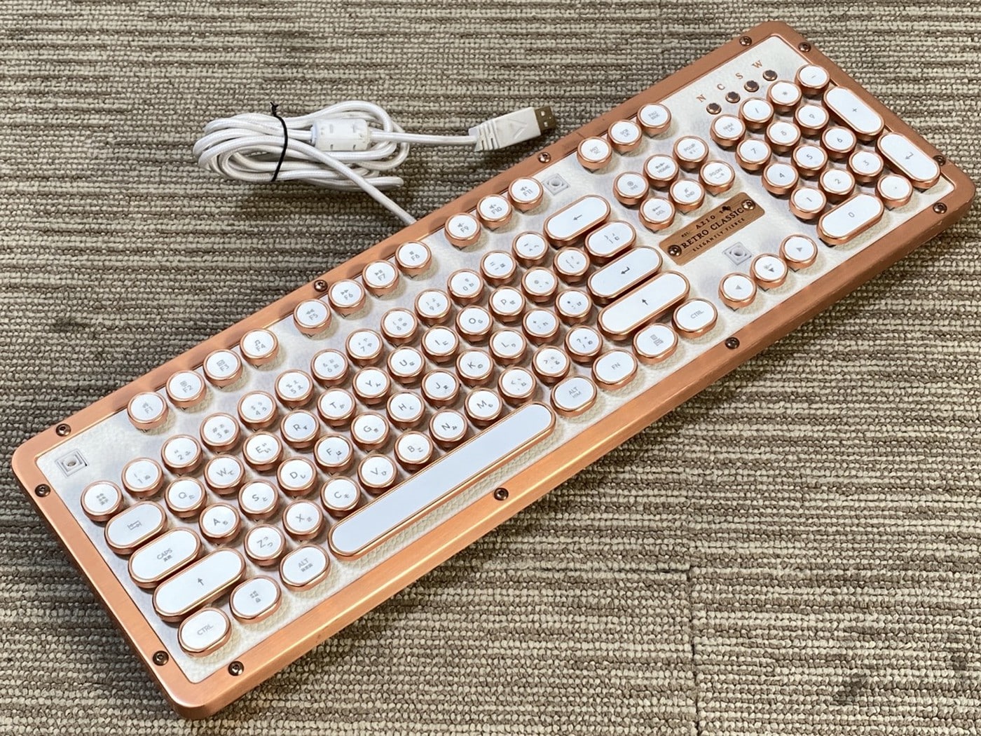 【中古・現状渡し】AZIO RETRO CLASSIC MK-RETRO-L-02-JP キーボード