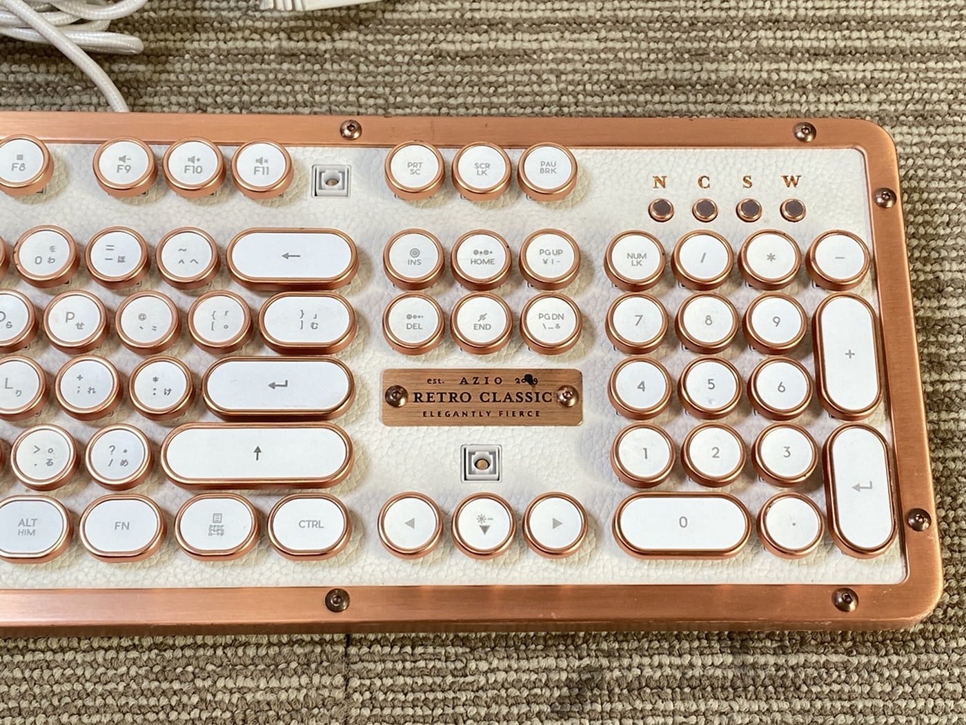 【中古・現状渡し】AZIO RETRO CLASSIC MK-RETRO-L-02-JP キーボード - 画像 (3)